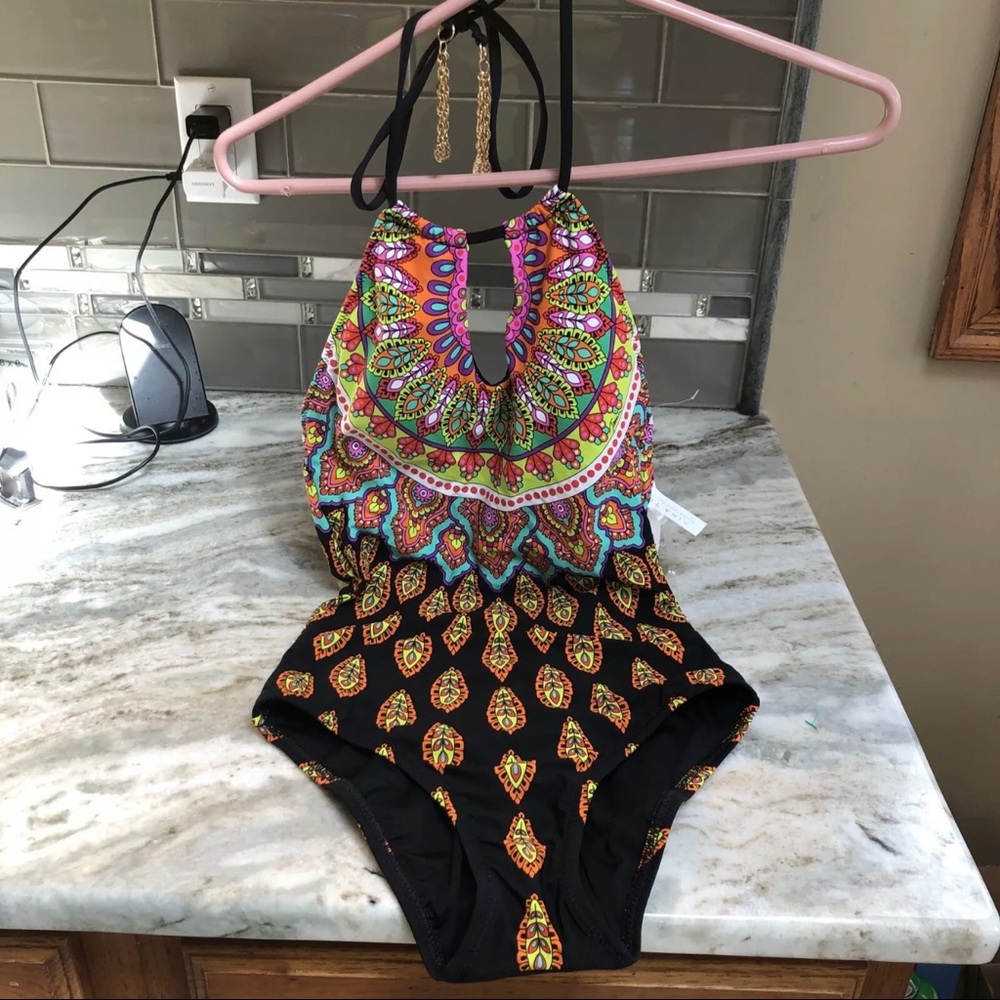 Trina Turk Women's S Black Floral V-Neck One Piece Swimsuit, Size 4 NWT